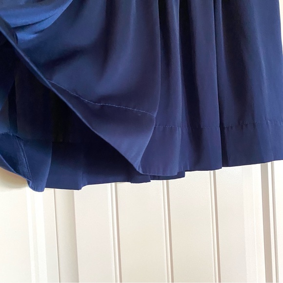 Banana Republic Navy Mini Skirt Size M - Picture 4 of 8